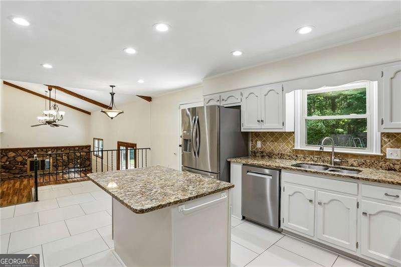 2032 Gunstock Drive Tucker - Photo 9