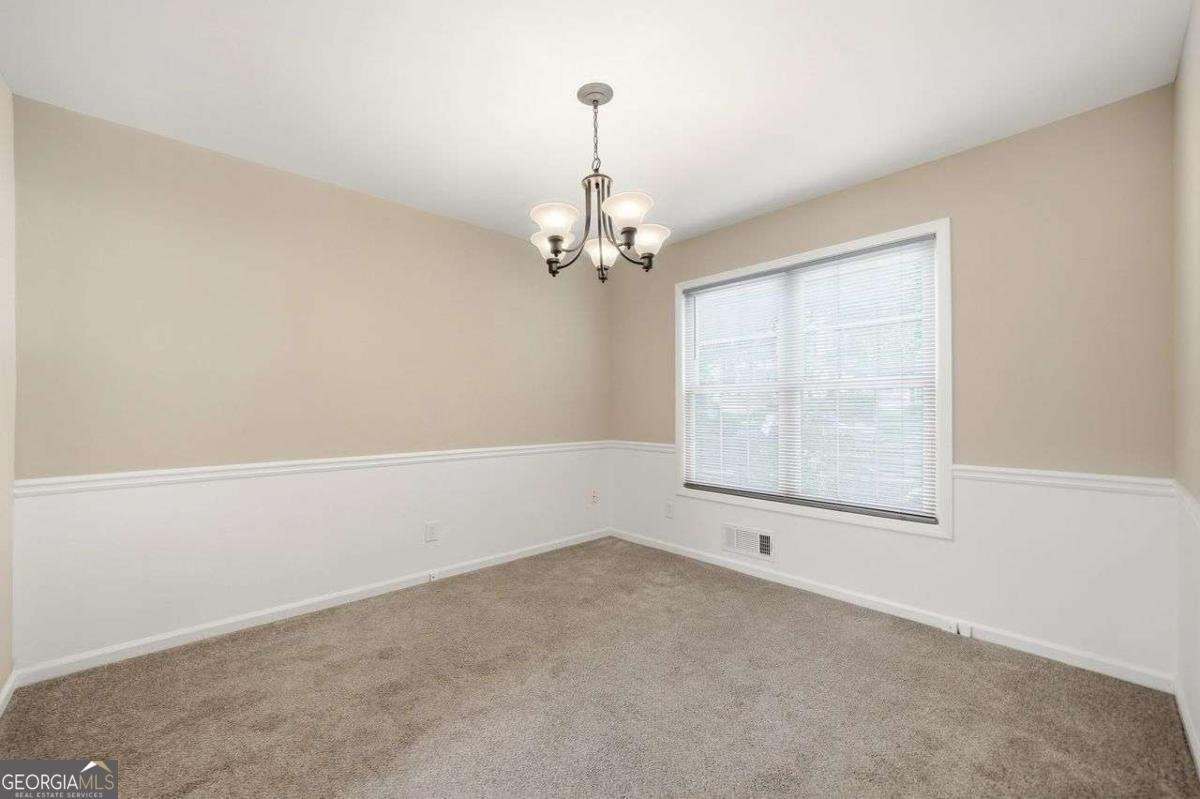 165 Tyson Circle Roswell - Photo 11