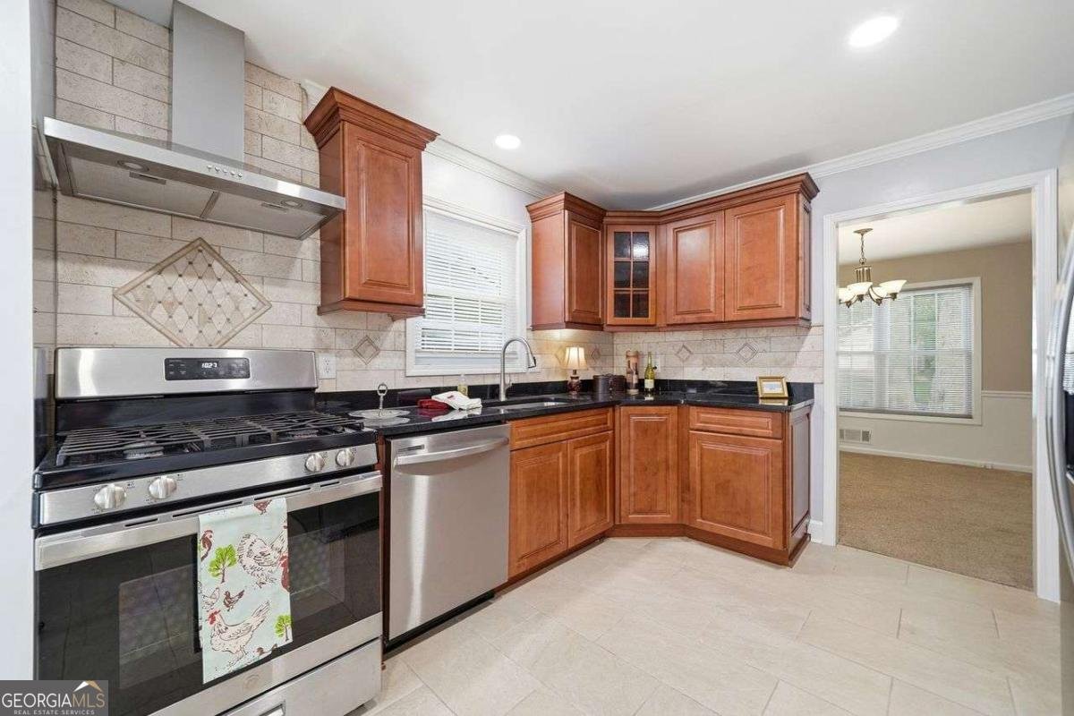 165 Tyson Circle Roswell - Photo 12