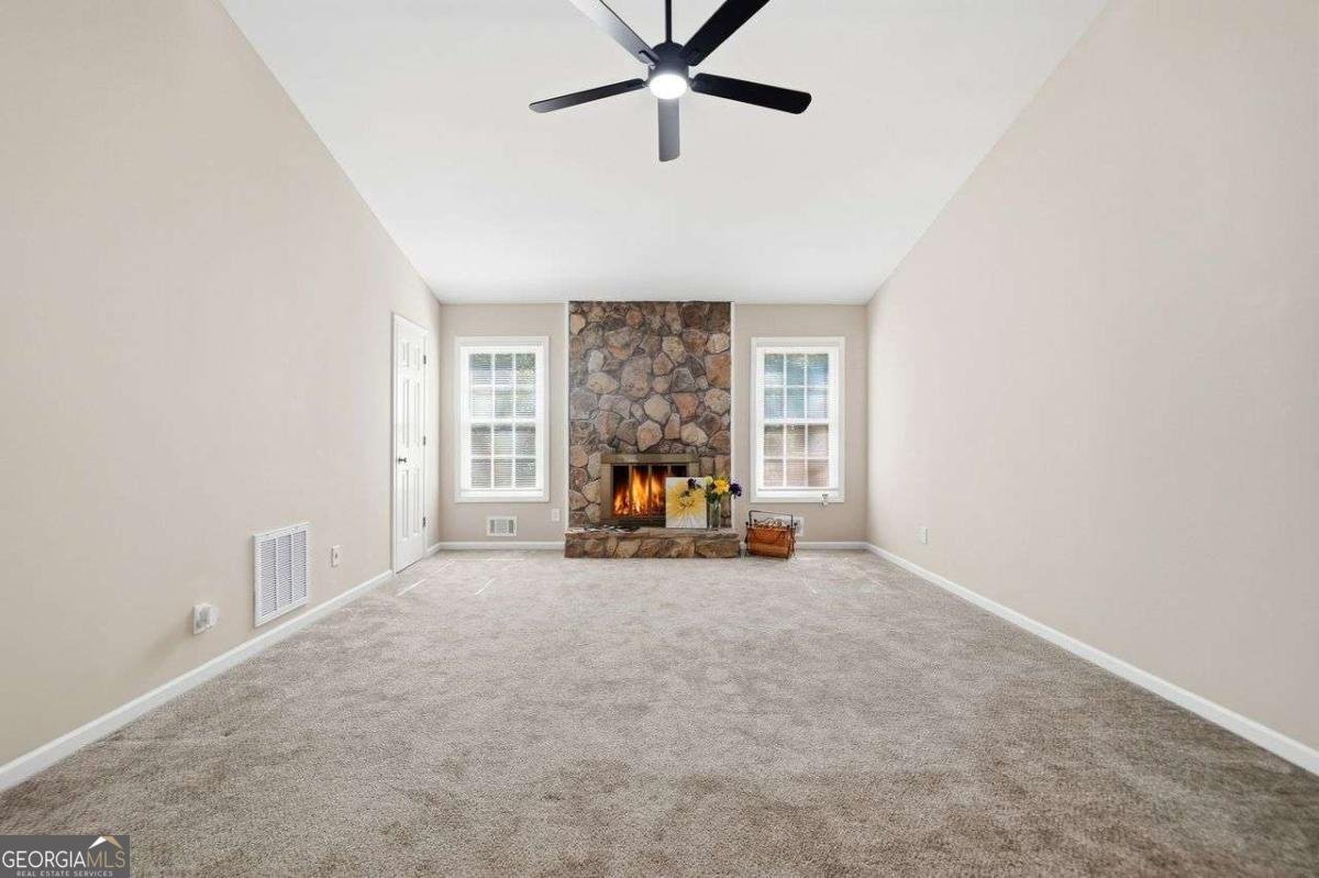 165 Tyson Circle Roswell - Photo 6