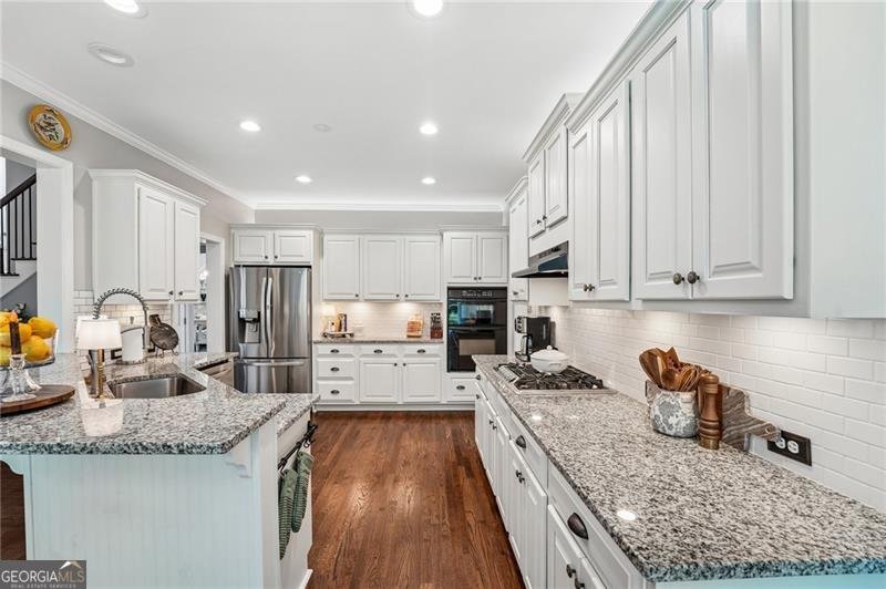 921 Laurelwood Court Canton - Photo 22