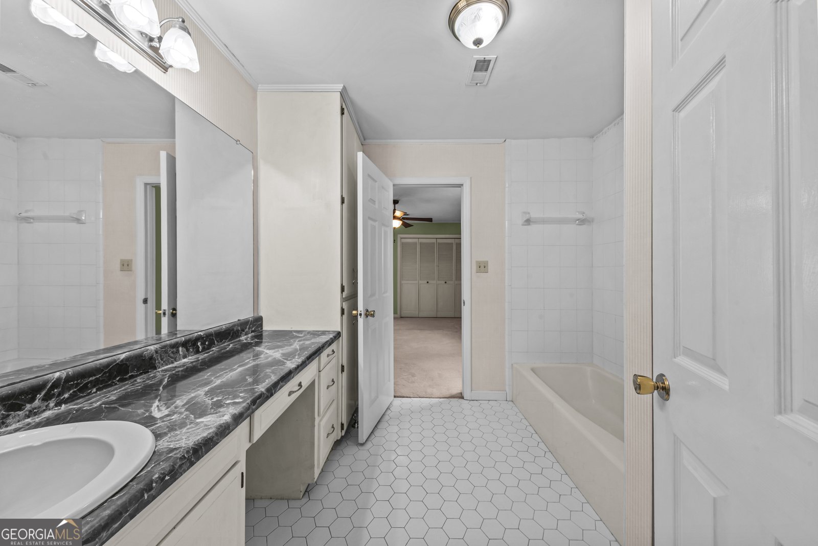 221 Commodore Dr Milledgeville - Photo 32