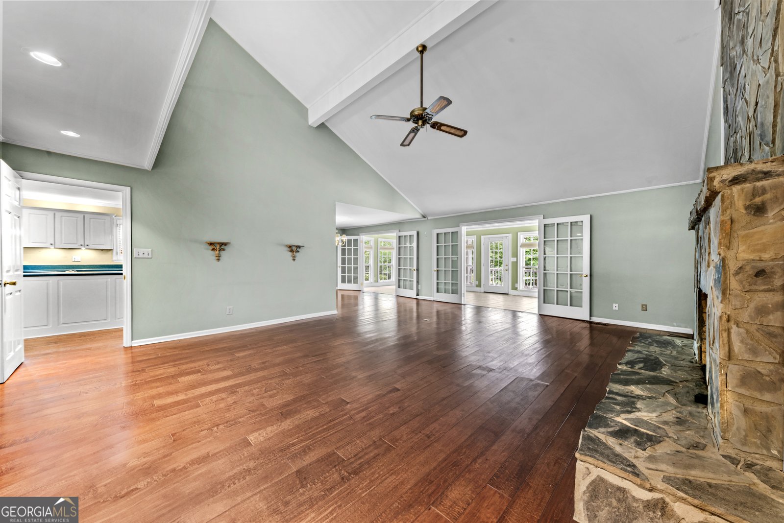 221 Commodore Dr Milledgeville - Photo 9