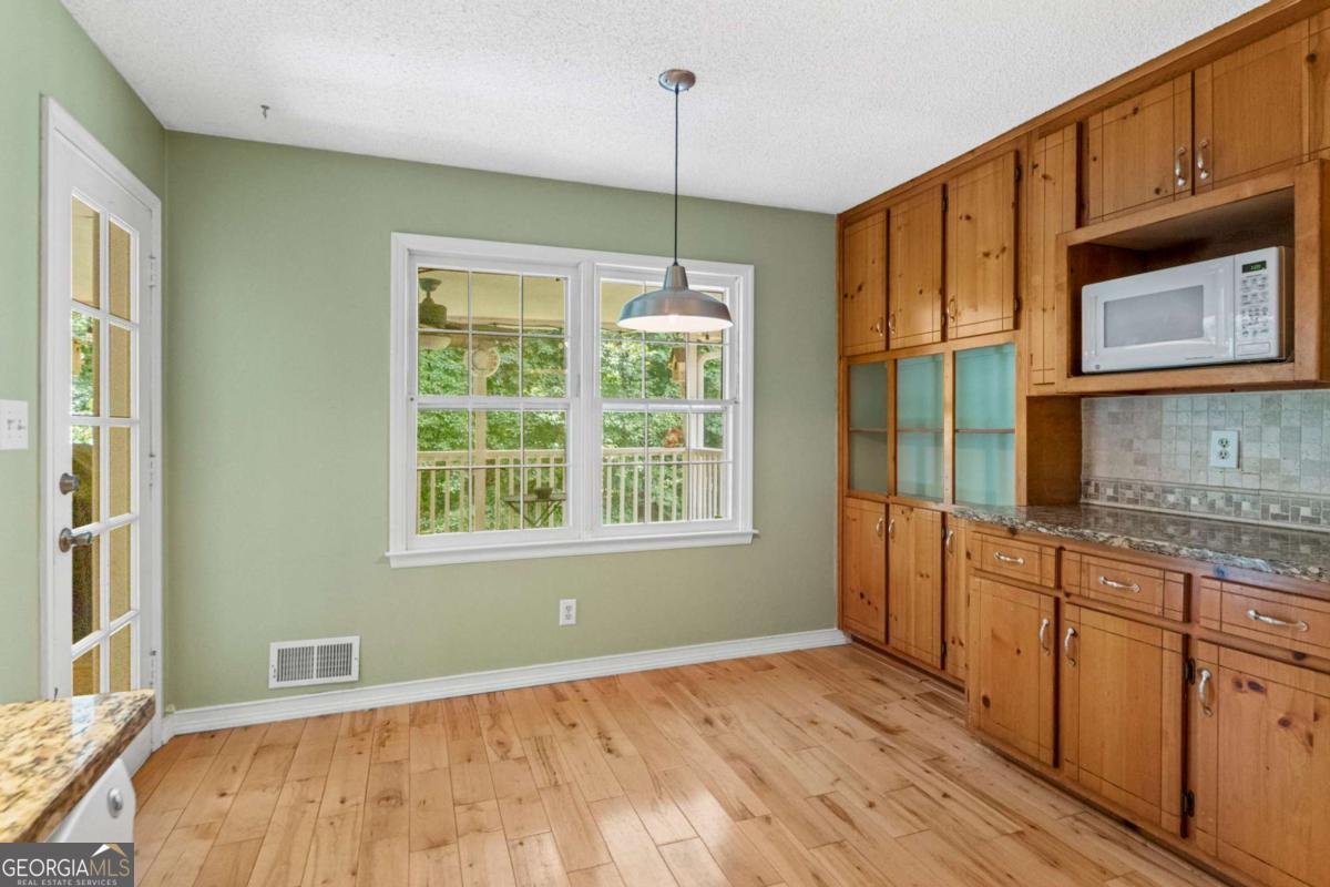 341 Westover Drive Woodstock - Photo 12