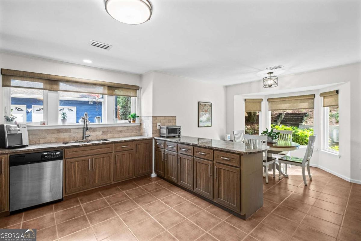 2665 Shadow Pine Drive Roswell - Photo 13