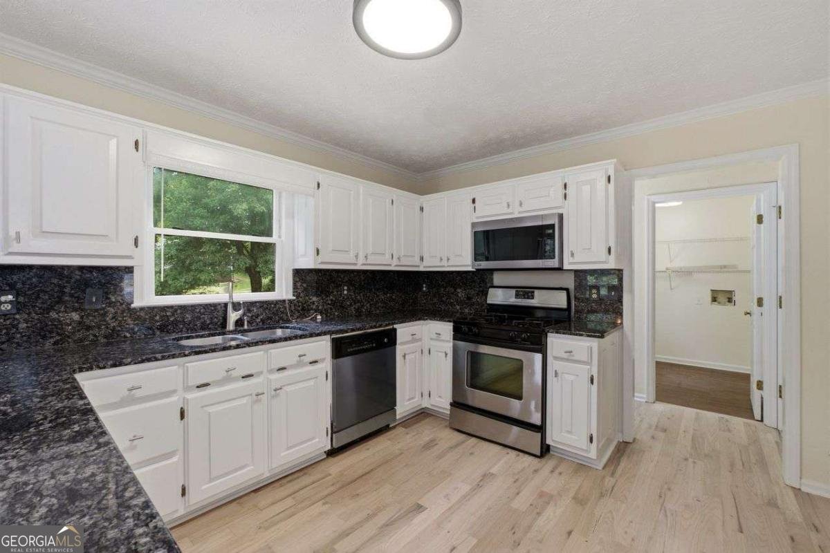 3230 Mary Drive Marietta - Photo 13