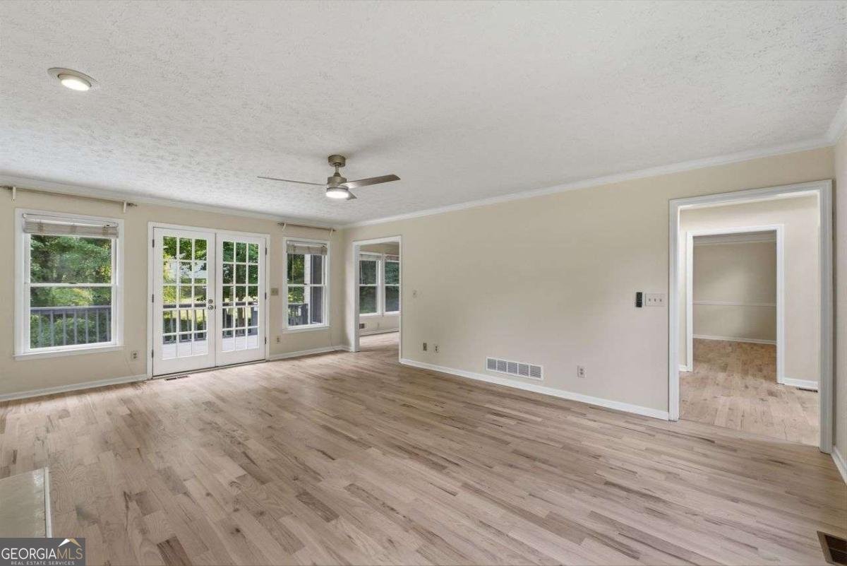 3230 Mary Drive Marietta - Photo 9