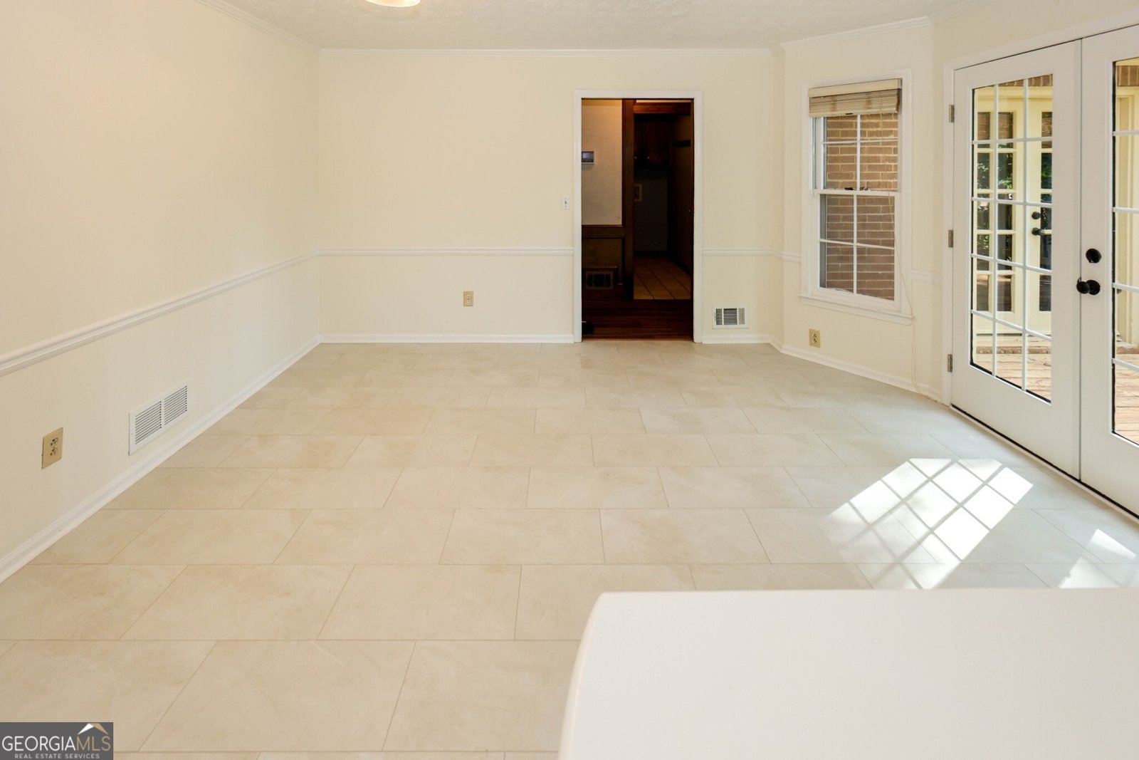 4128 Mayflower Court Lilburn - Photo 10