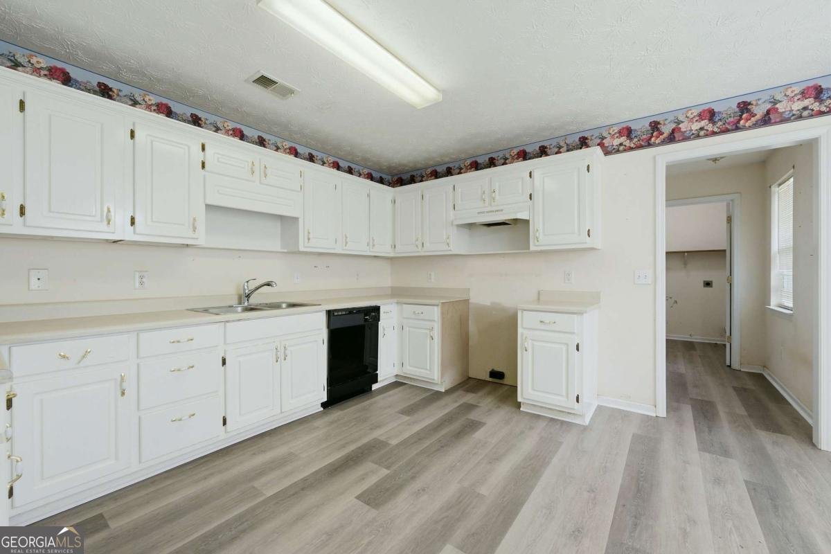 85 Five Oaks Drive Covington - Photo 10