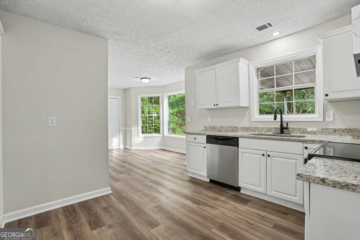105 Spring Valley Way Covington - Photo 14