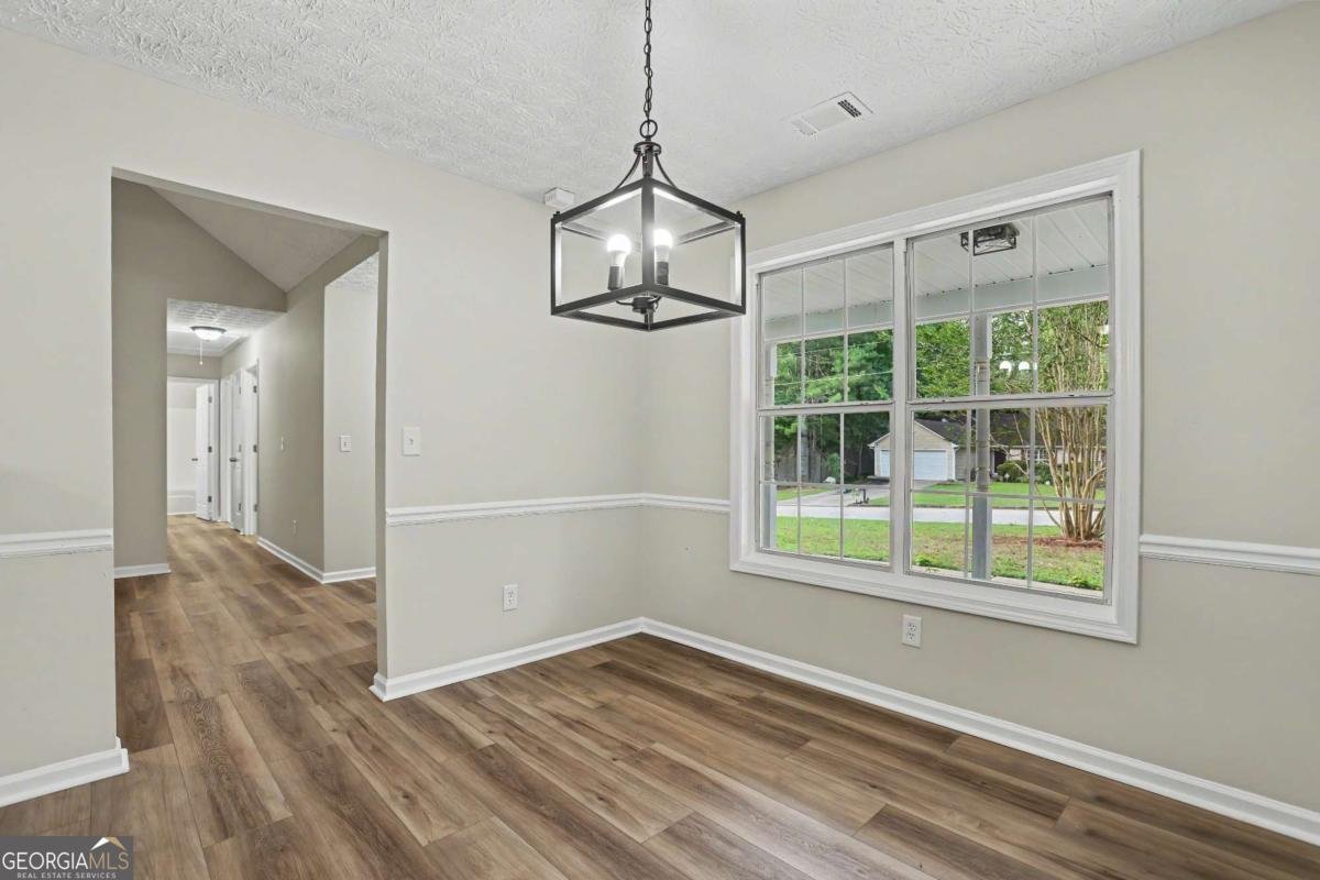105 Spring Valley Way Covington - Photo 9