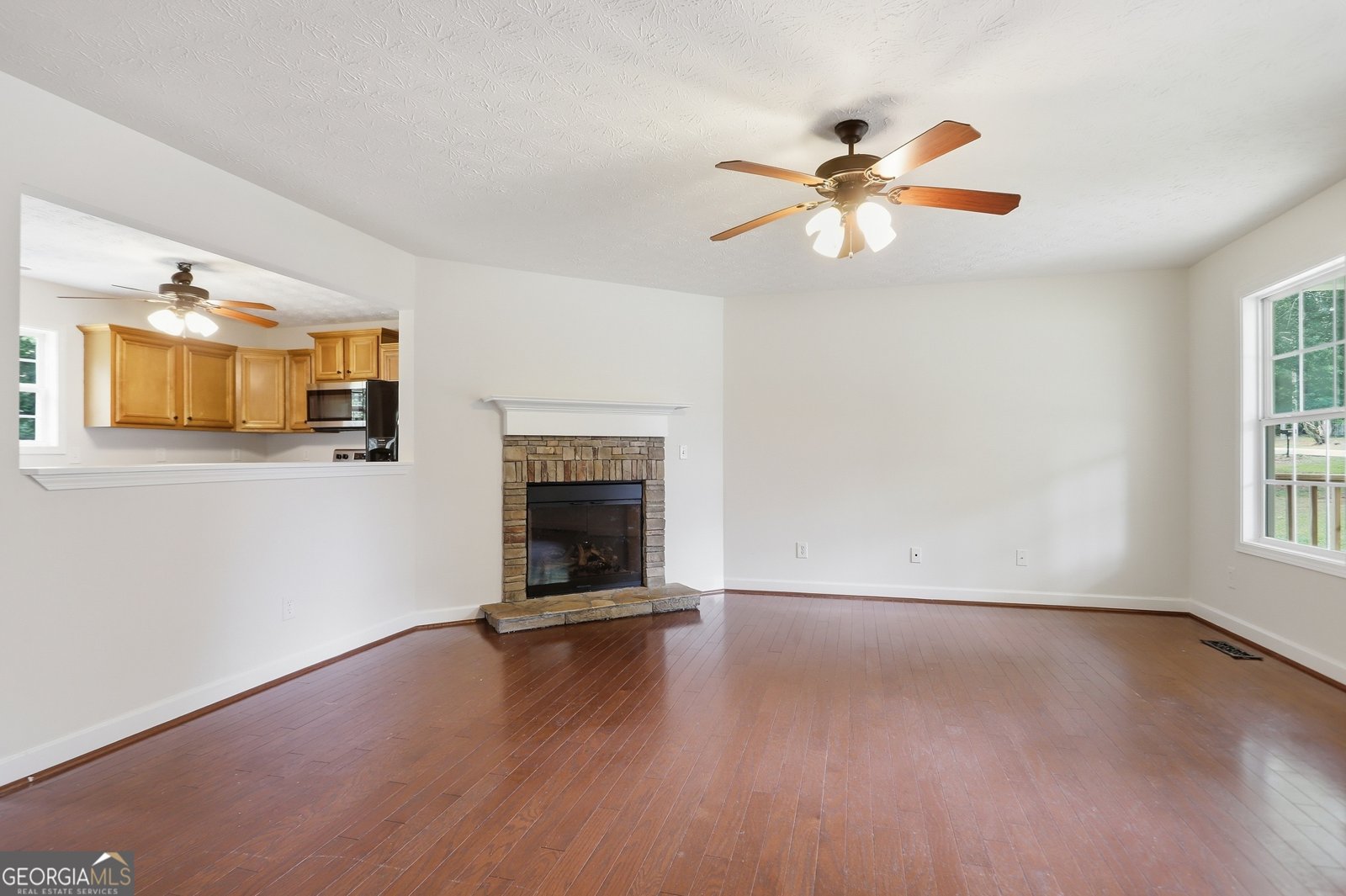 345 Rainey Road Temple - Photo 6