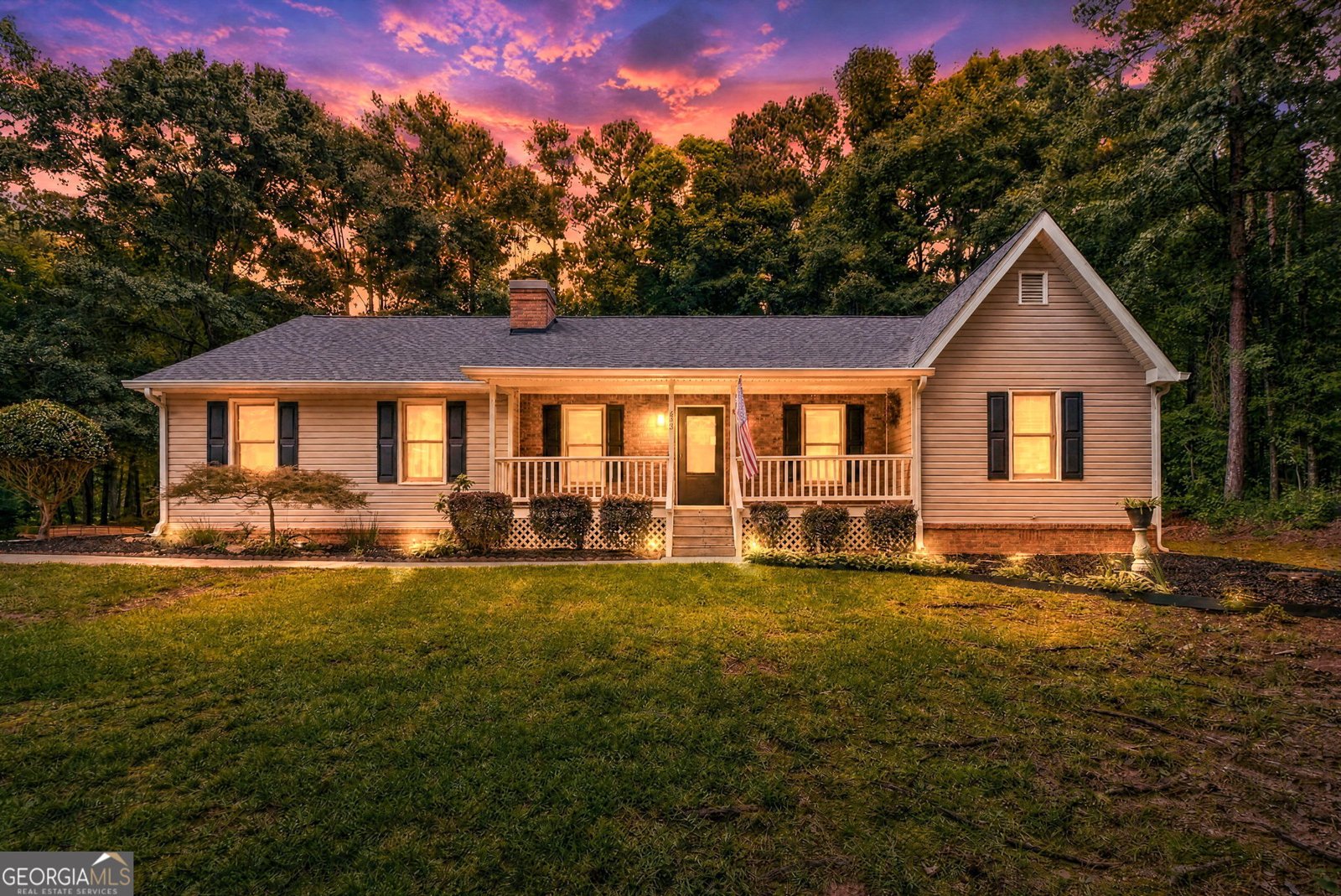 275 Pine Tree Lane McDonough - main photo