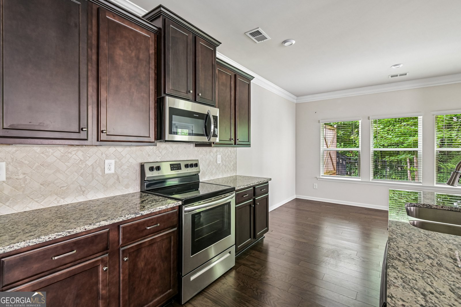 4560 Grenadine Circle Acworth - Photo 11