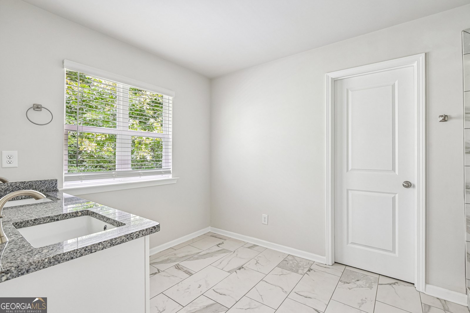 4560 Grenadine Circle Acworth - Photo 36