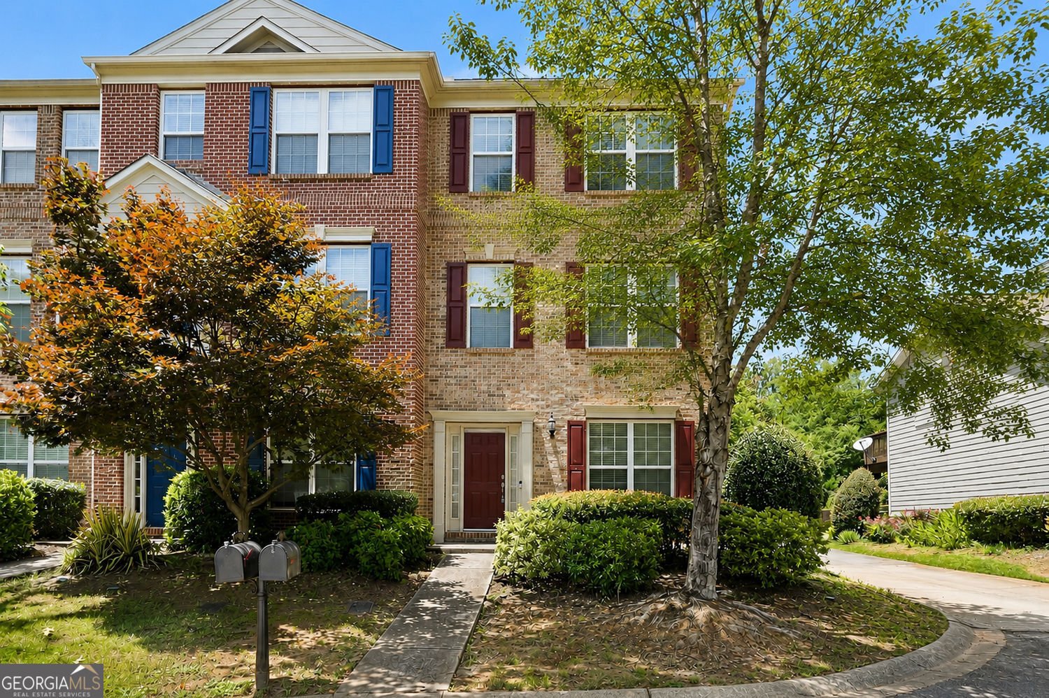736 Pecan Knoll Drive Marietta - main photo