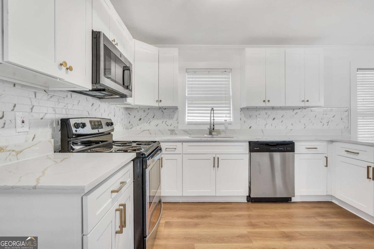 2940 Harris Street East Point - Photo 13