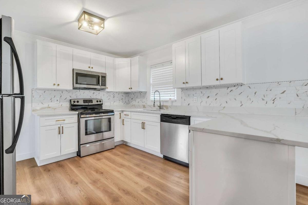 2940 Harris Street East Point - Photo 18