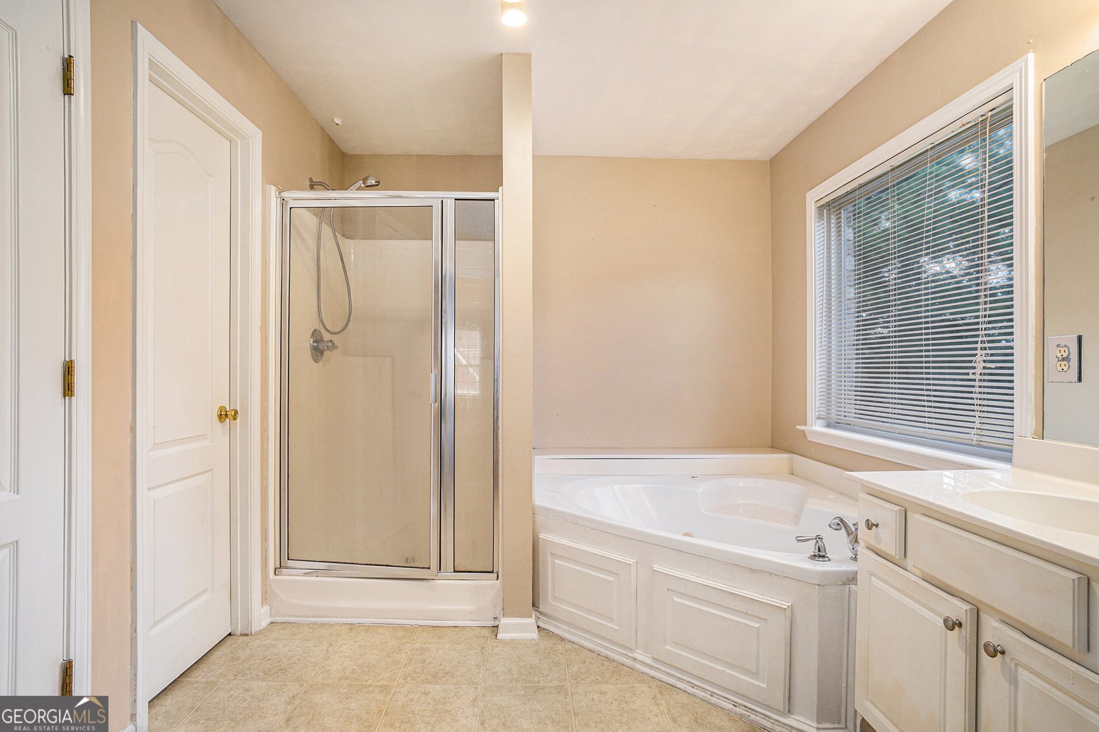 1245 Ethans Way McDonough - Photo 17