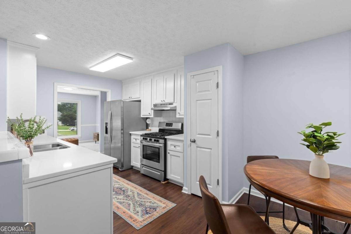 106 Hearthstone Drive Woodstock - Photo 12