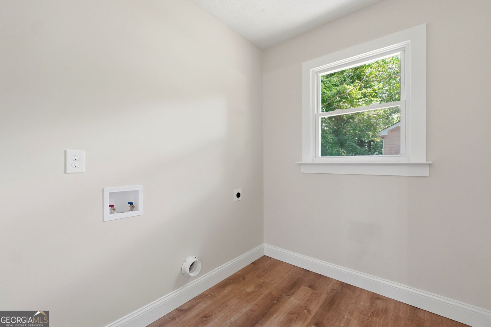 9175 Carr Circle Covington - Photo 12