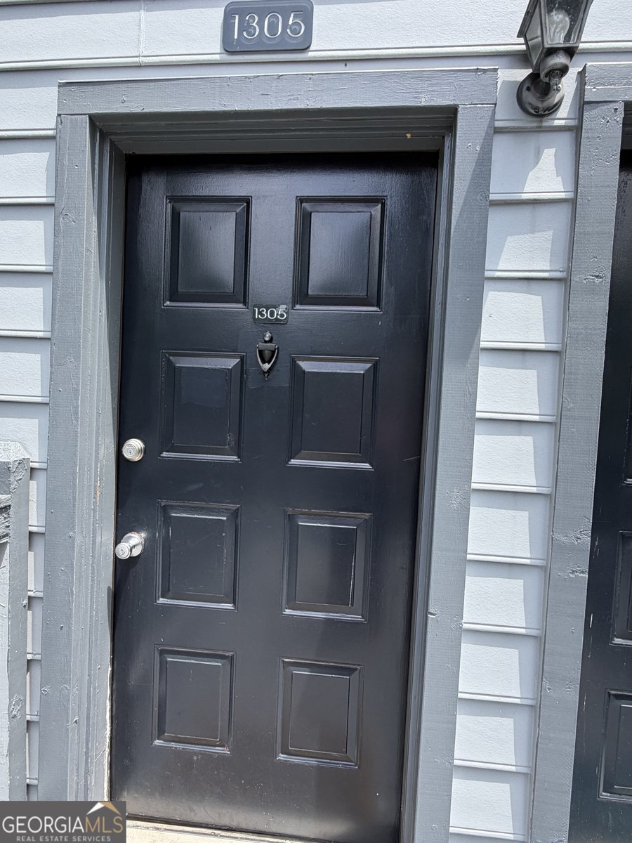 1305 Weatherstone Way Atlanta - main photo