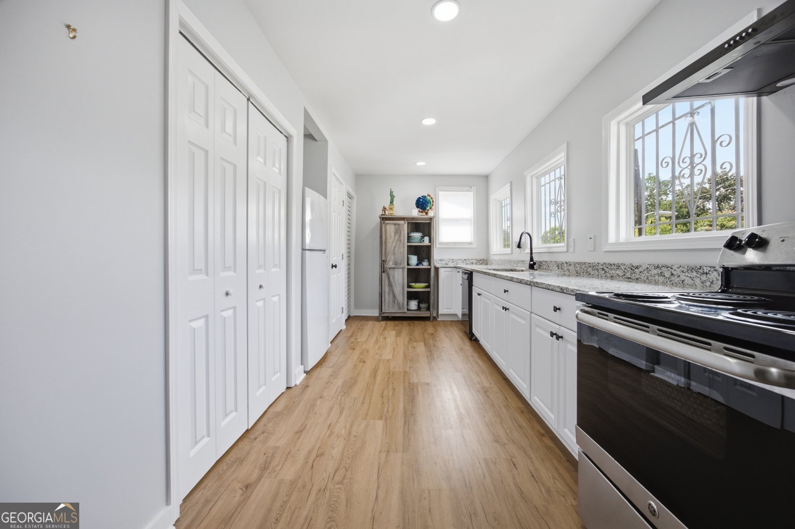 1756 Mary George Avenue Atlanta - Photo 14
