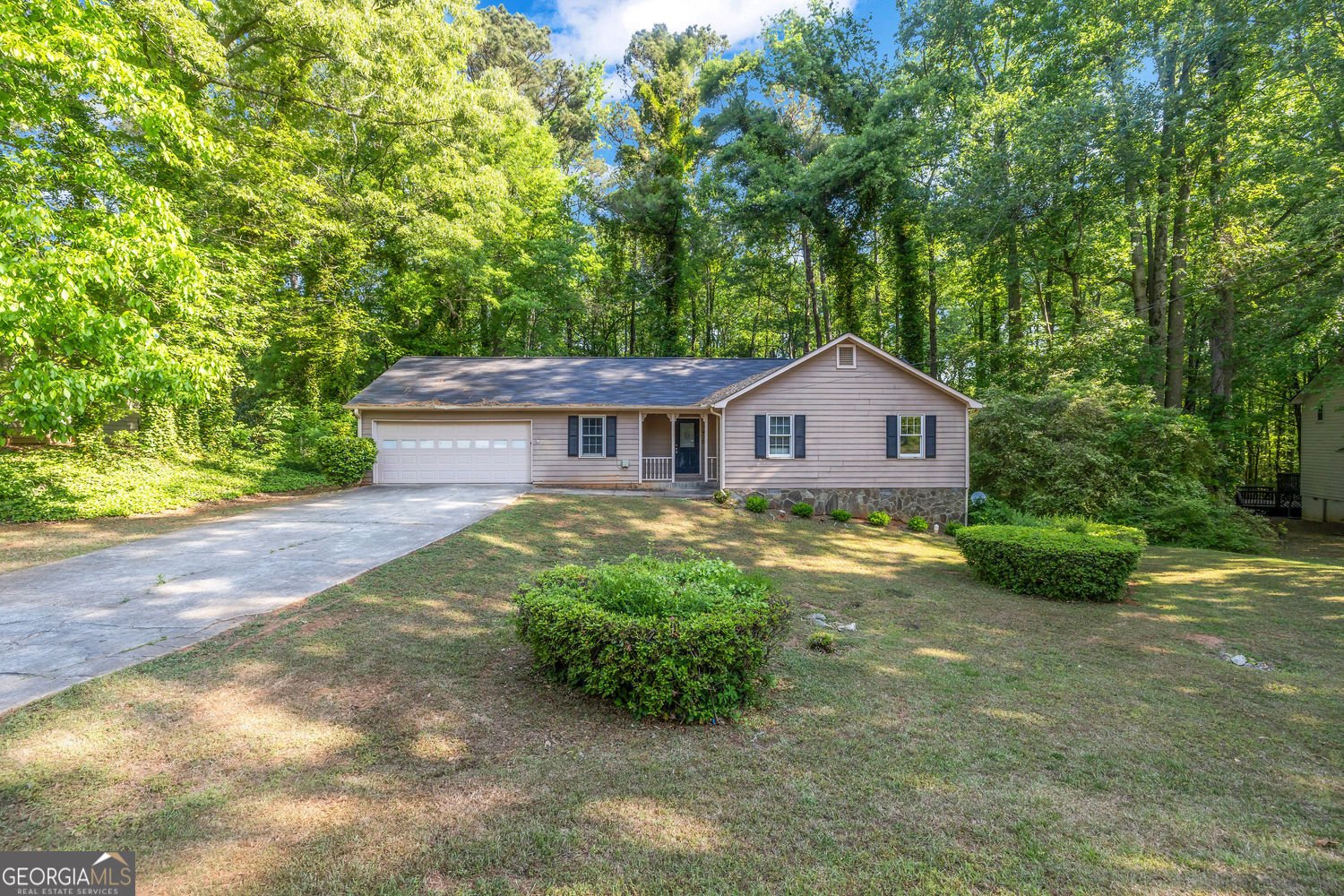 1430 Hillside Place Conyers - main photo