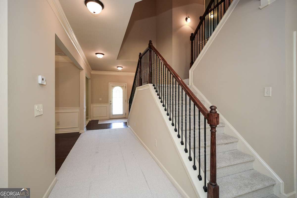 140 Cornerstone Circle Woodstock - Photo 9