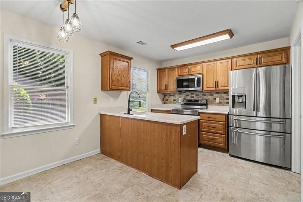 7101 Woodridge Lane Union City - Photo 6