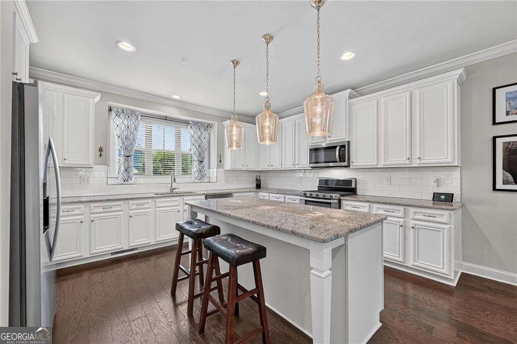 564 Henry Drive Marietta - Photo 8