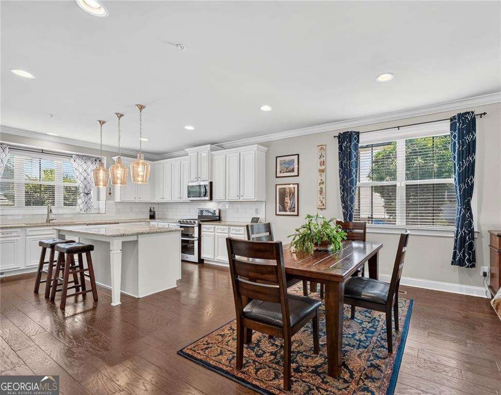 564 Henry Drive Marietta - Photo 9