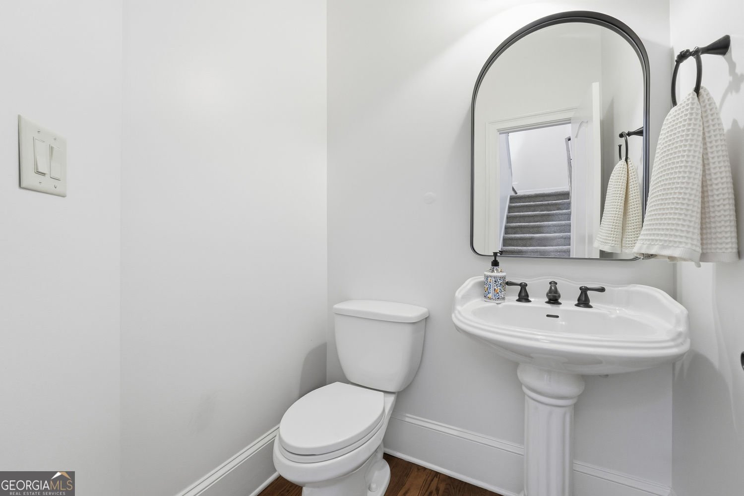 934 Delaronde Court Sandy Springs - Photo 11