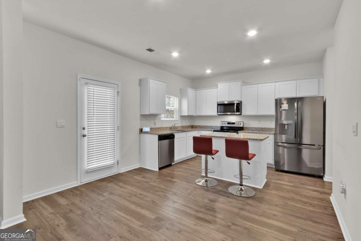 1054 Mackets Court Atlanta - Photo 7