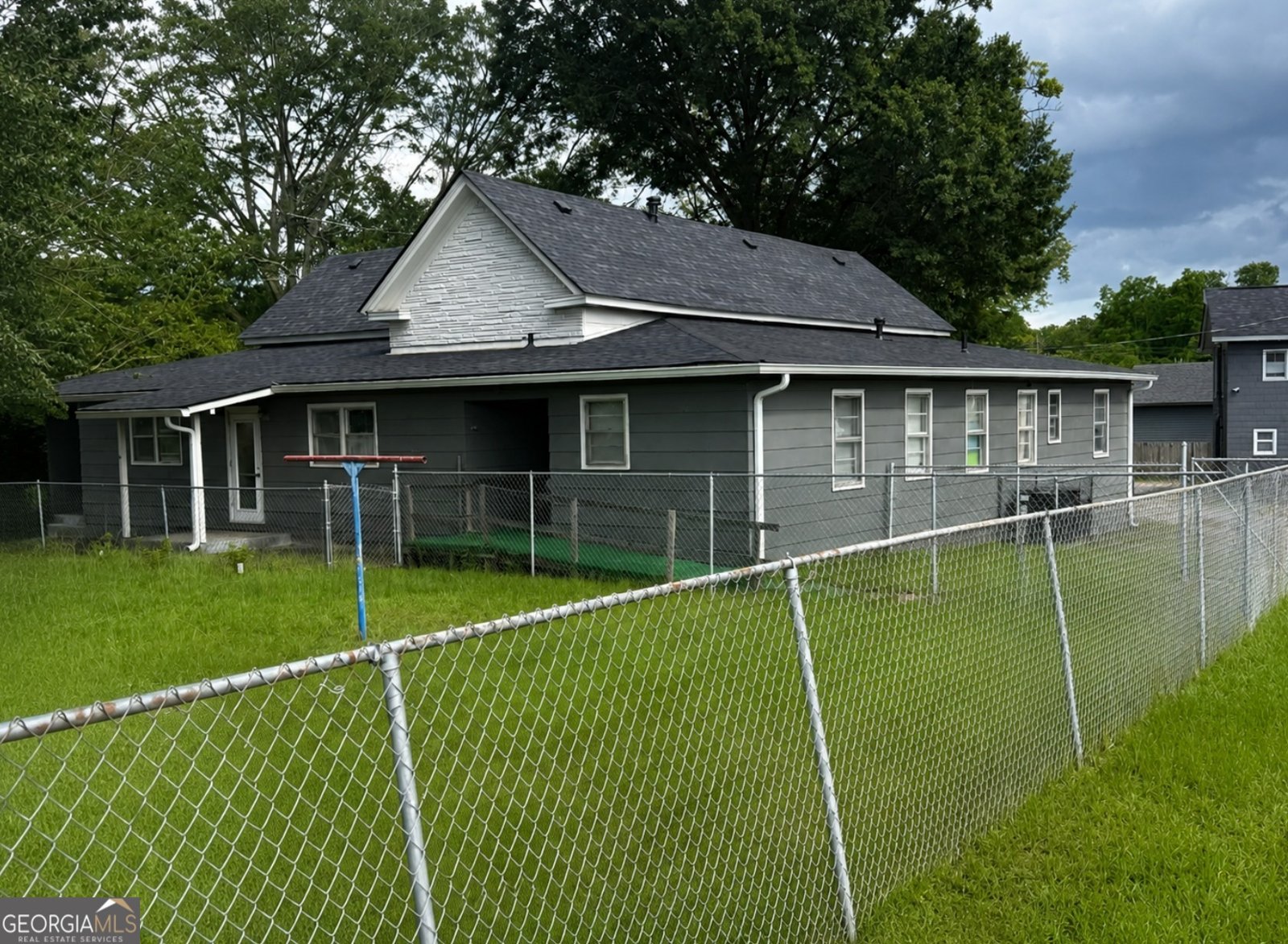 1360 Ellis Road Griffin - main photo