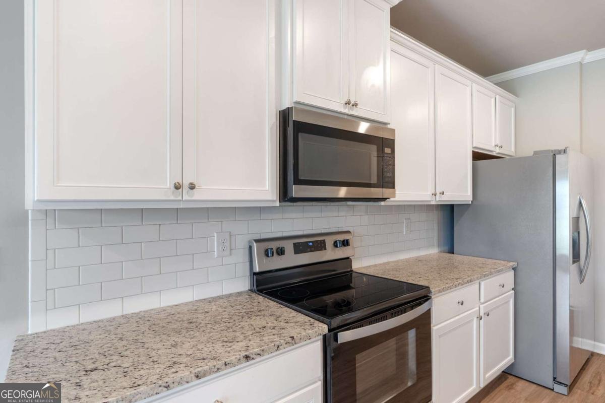 5064 Silver Fox Trail Oakwood - Photo 17