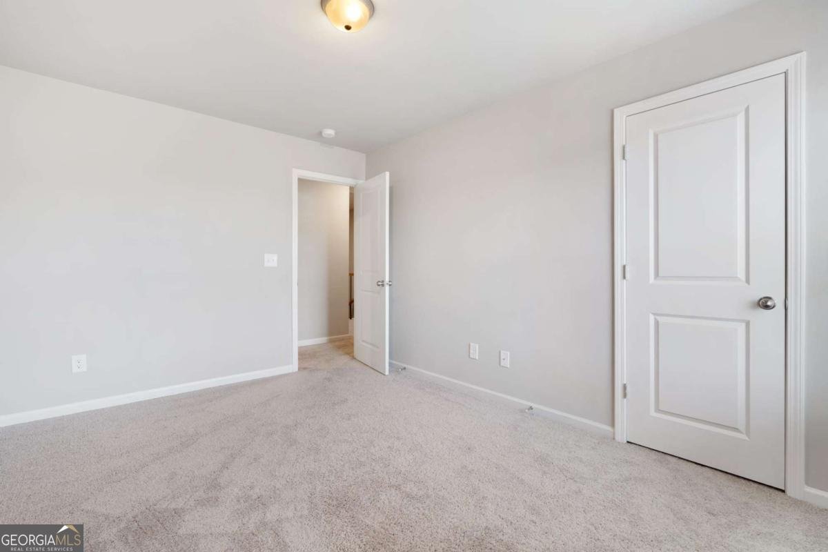 5064 Silver Fox Trail Oakwood - Photo 35