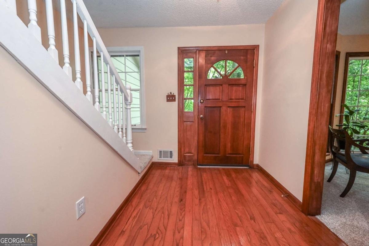 4649 Montauk Road Lilburn - Photo 6