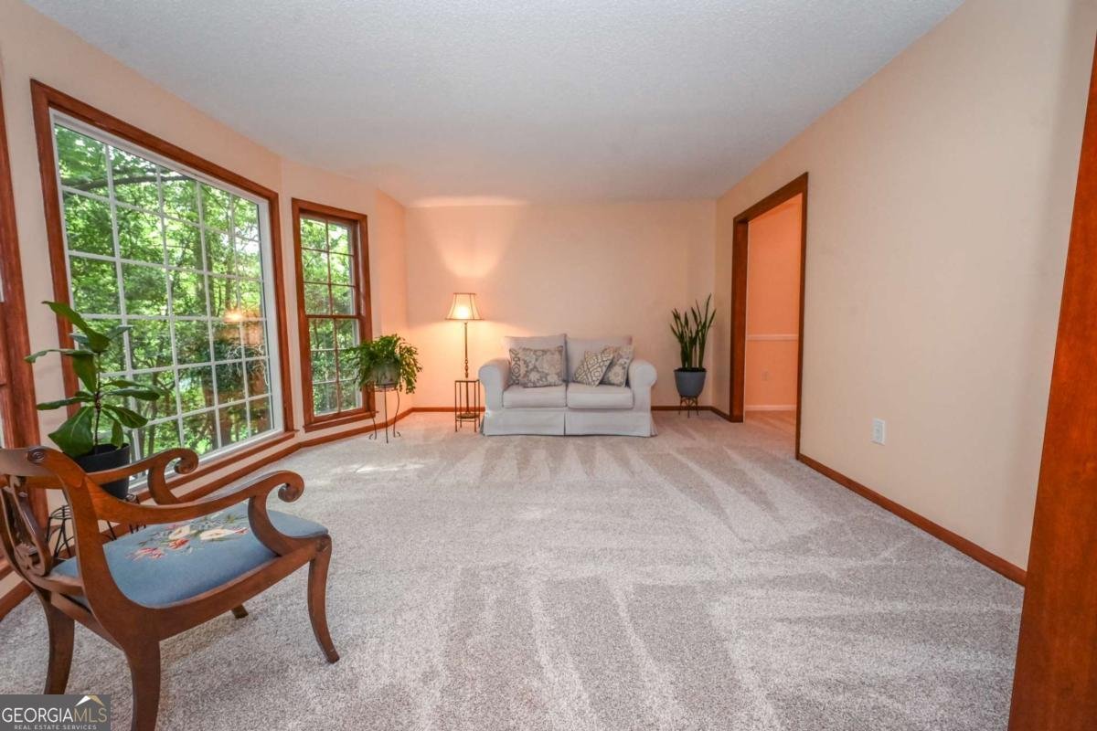 4649 Montauk Road Lilburn - Photo 7