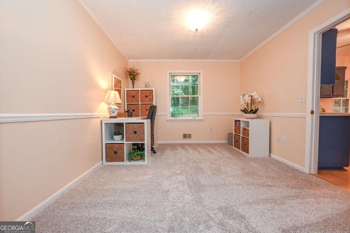 4649 Montauk Road Lilburn - Photo 9