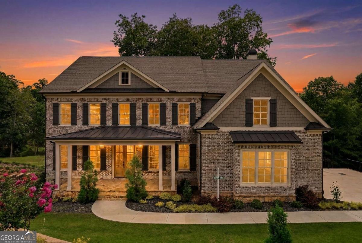 4847 Basingstoke Drive Suwanee - main photo