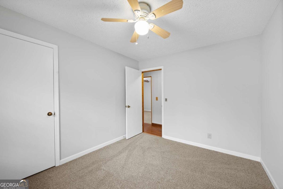 426 Riverlake Court Woodstock - Photo 25