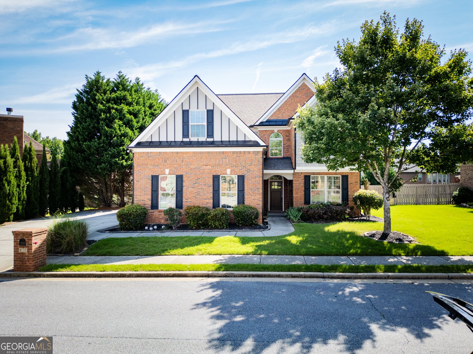 407 Arbor Lane Loganville - main photo
