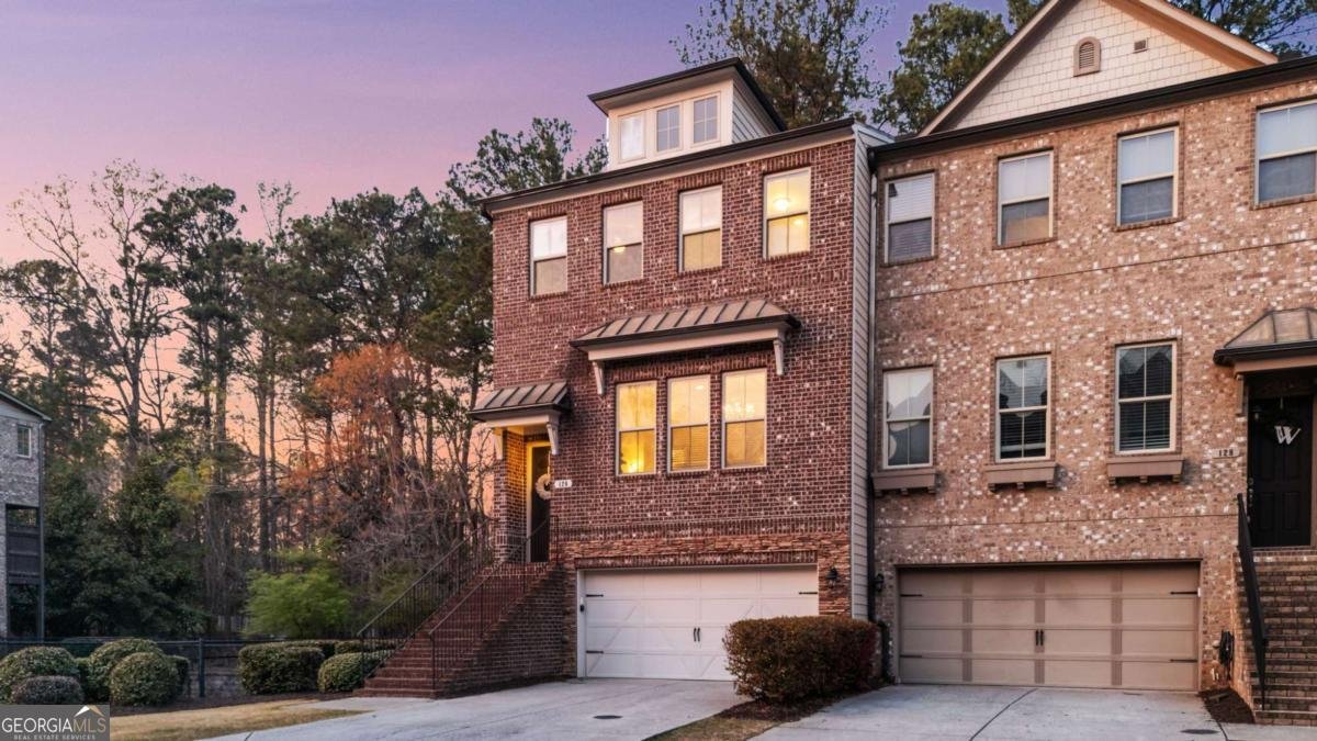 126 Brindle Lane Alpharetta - main photo