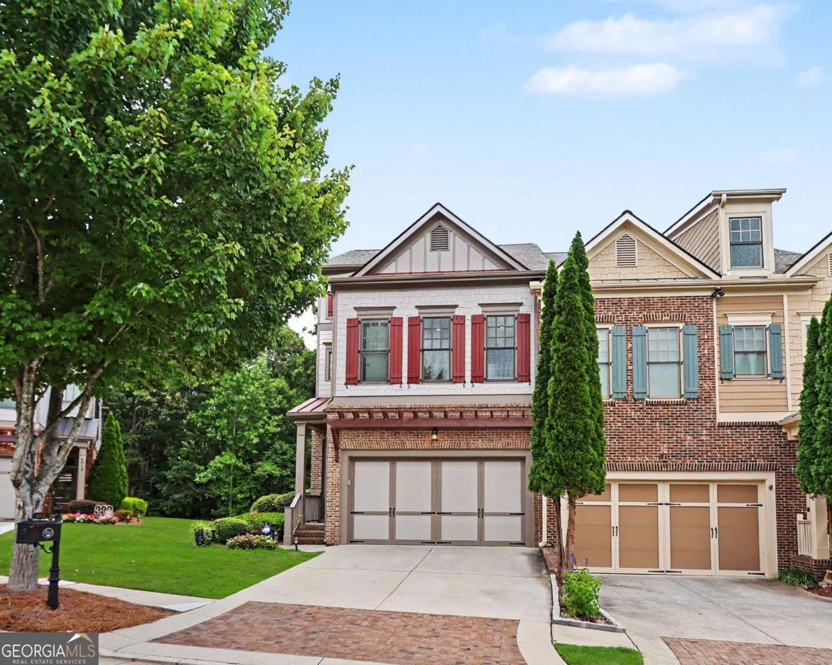 6921 Fellowship Lane Flowery Branch - main photo