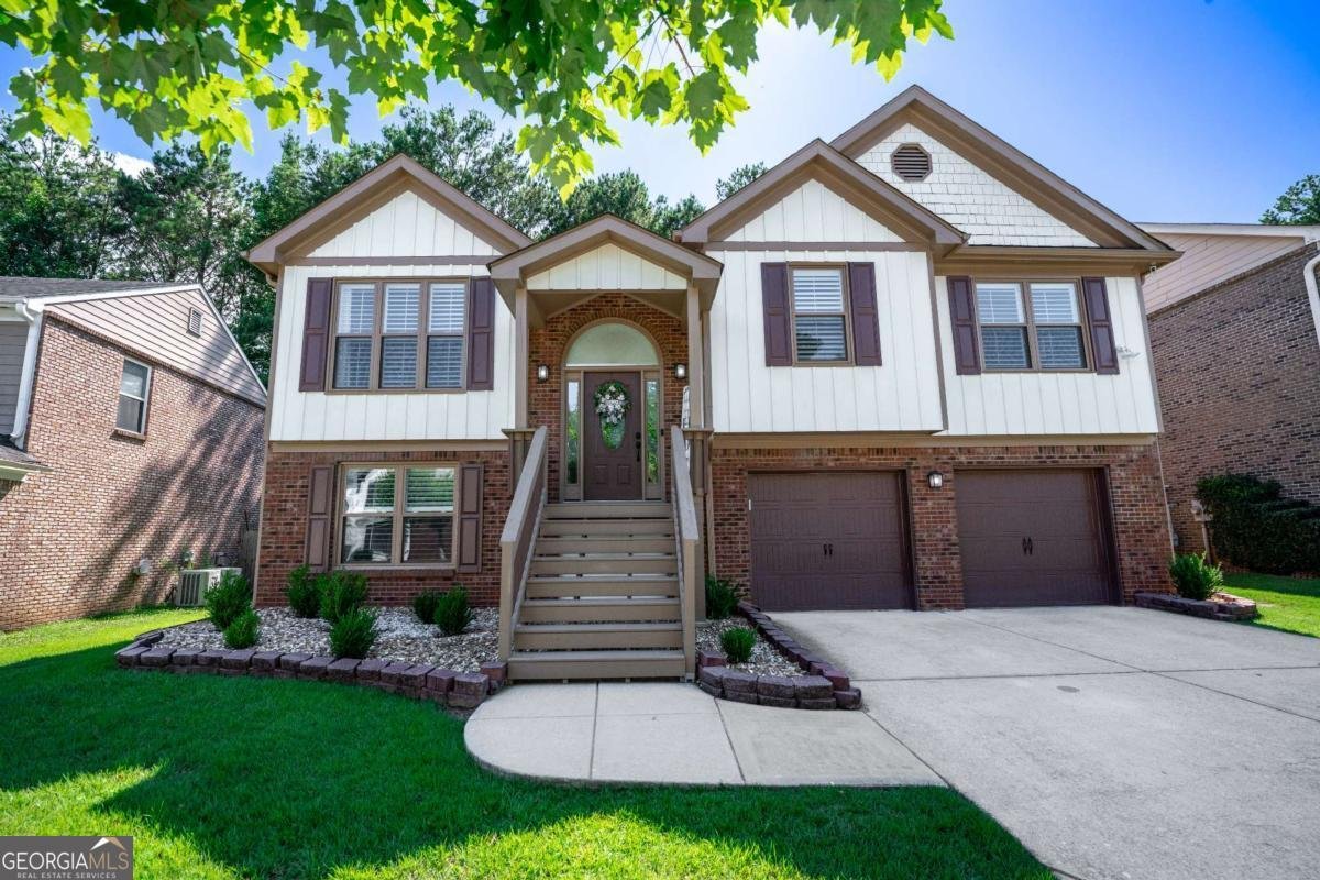 2036 Peach Shoals Circle Dacula - main photo
