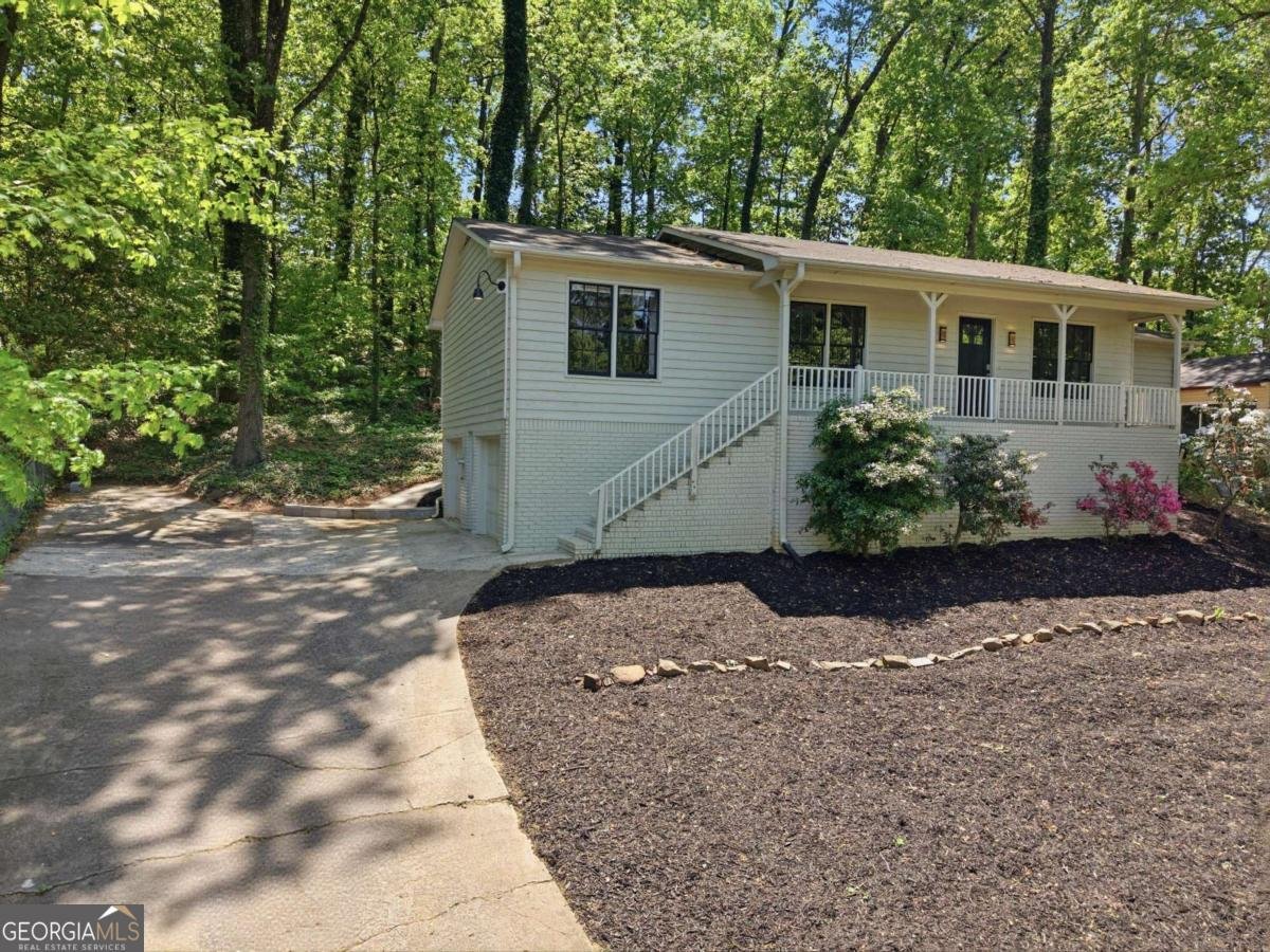 562 Hidden Hills Court Marietta - Photo 10