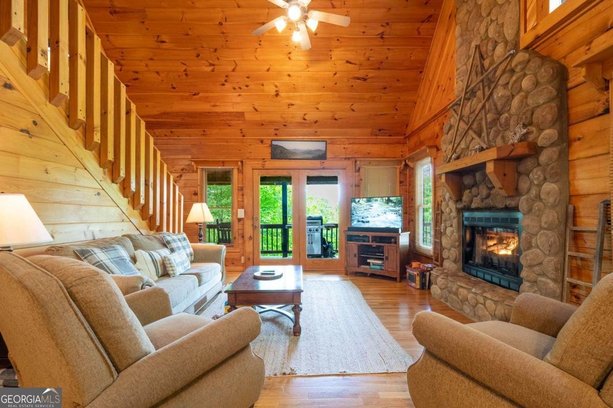 305 Martin Crossing Cherry Log - Photo 8
