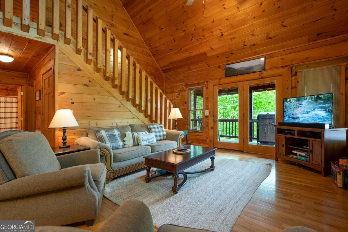305 Martin Crossing Cherry Log - Photo 9