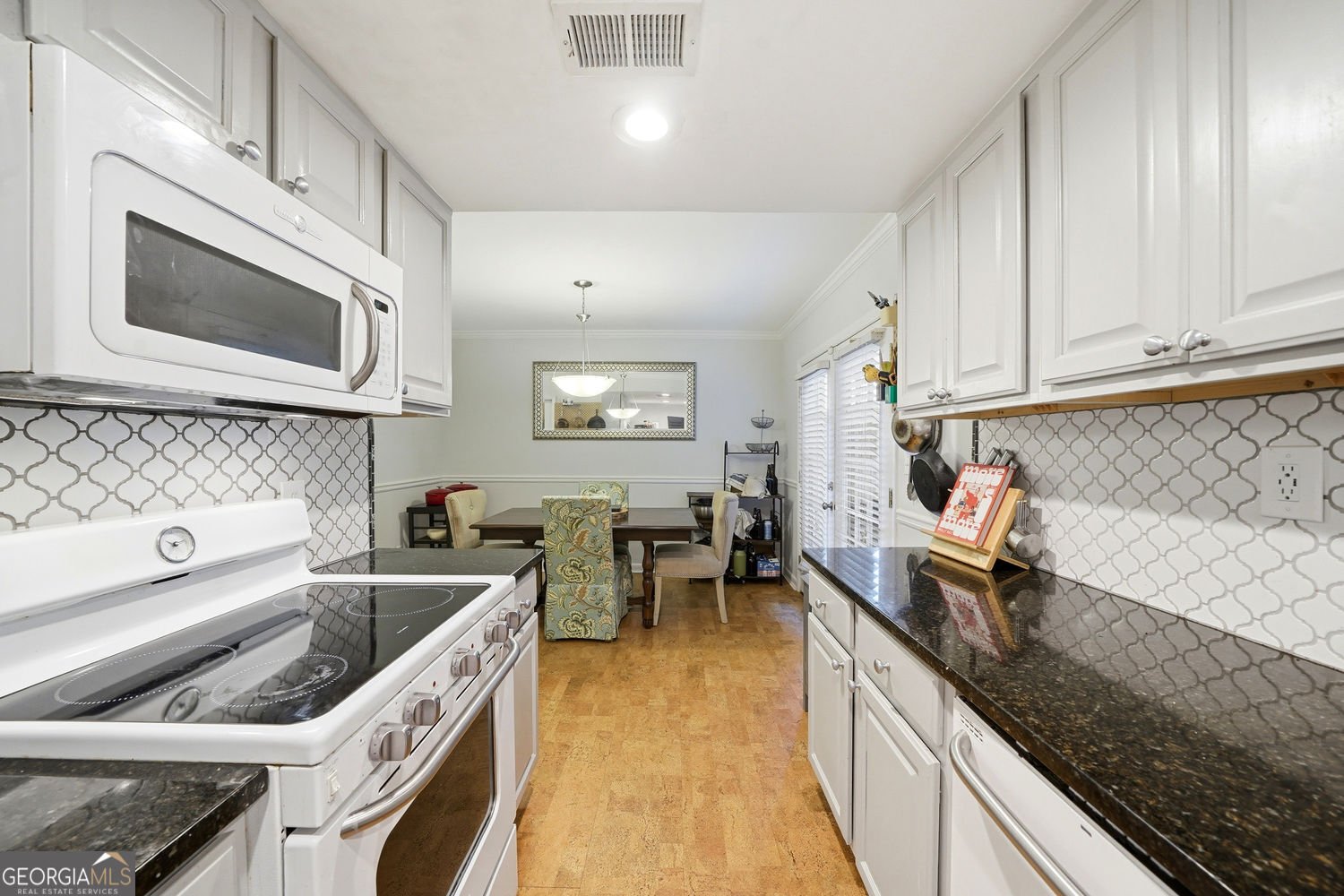 6900 Roswell Road Sandy Springs - Photo 13